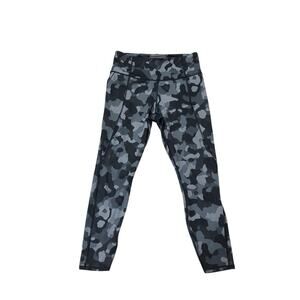 ATHLETA‎ Camo Contender 7/8 Tight In Black / Gray Leggings Size Medium